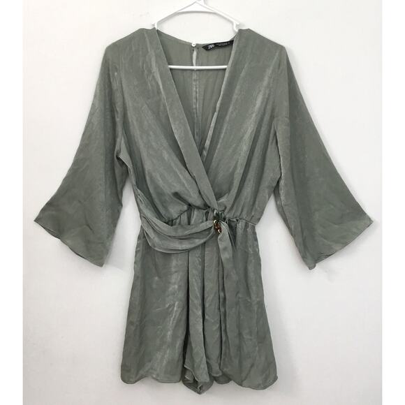 ZARA Satin Wide Sleeve Overlap Belt Detail Stretch Waist Romper in Green Sz M - Picture 2 of 8